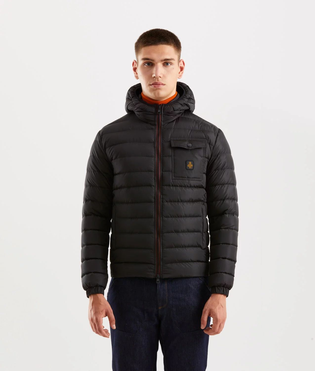 Refrigiwear Sleek Hooded Down Jacket with Pockets - ACCEXO