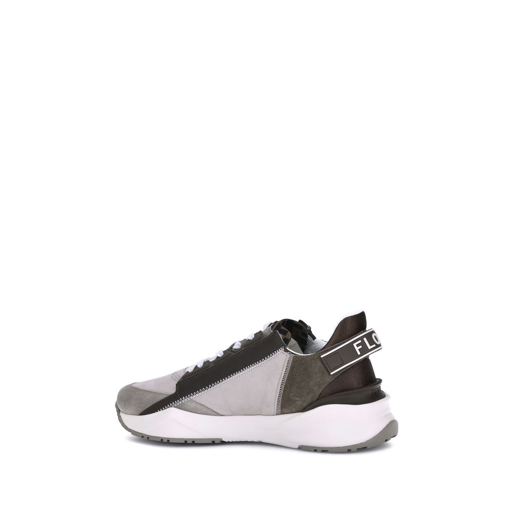 Fendi Flow Sneakers - ACCEXO