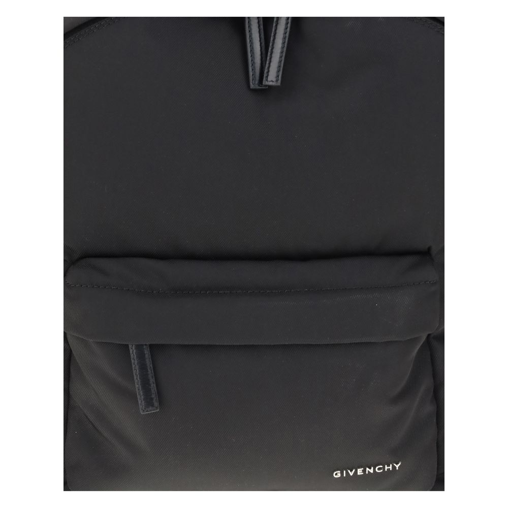 Givenchy Essential U canvas Backpack - ACCEXO