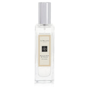 Jo Malone - Jo Malone English Pear & Freesia Perfume by Jo Malone, Jo malone english pear & freesia is a truly british fragrance. Part of this is due to the fact that many of the scents within it are taken from v - Perfume