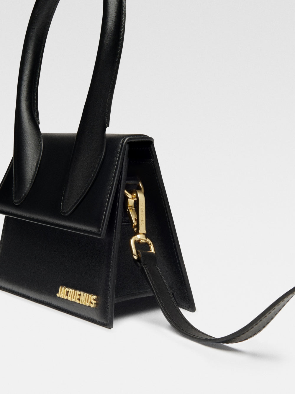 Jacquemus Black  leather Le Chiquito moyen bag