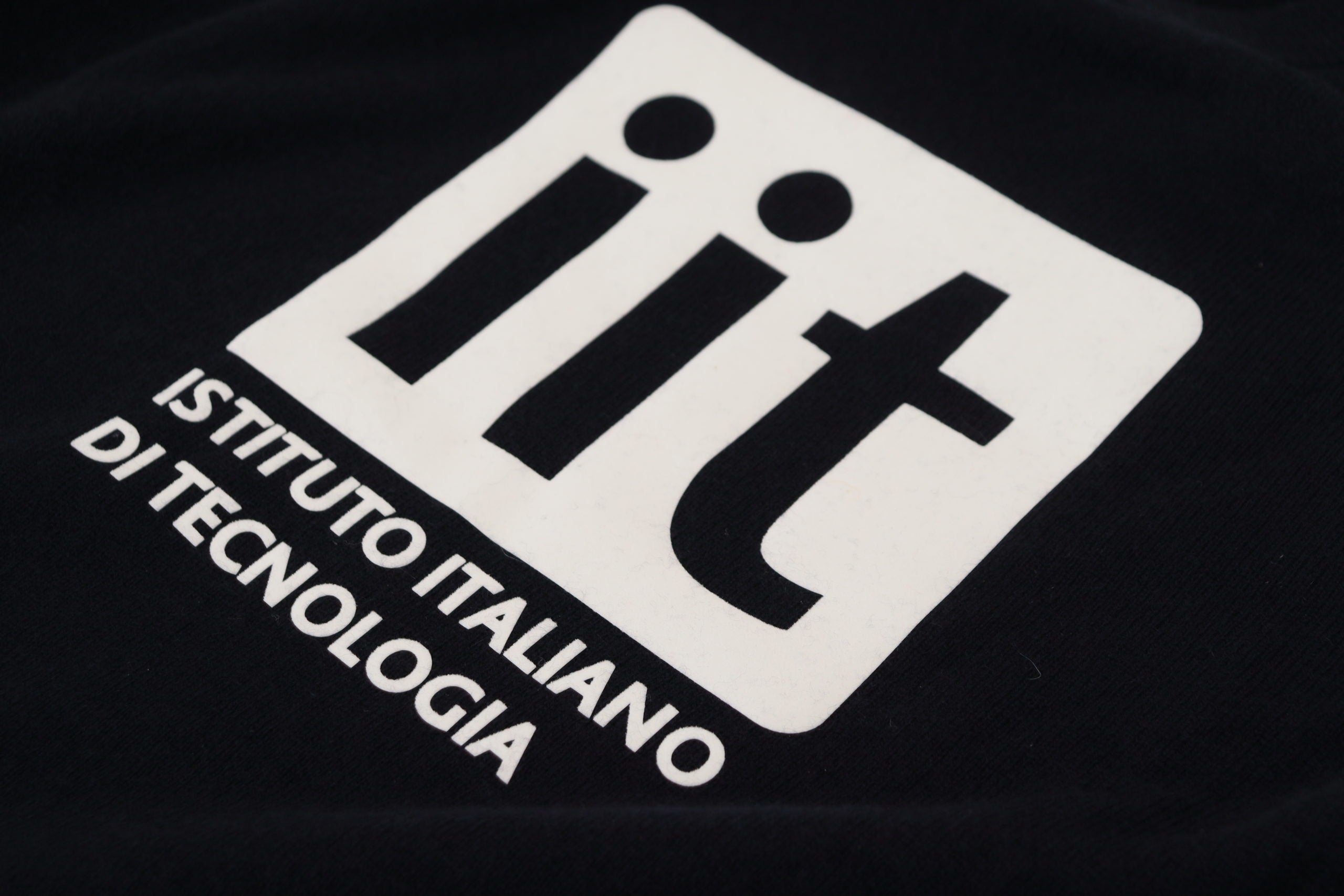 Dolce & Gabbana Elegant Blue Cashmere Pullover Sweater - ACCEXO