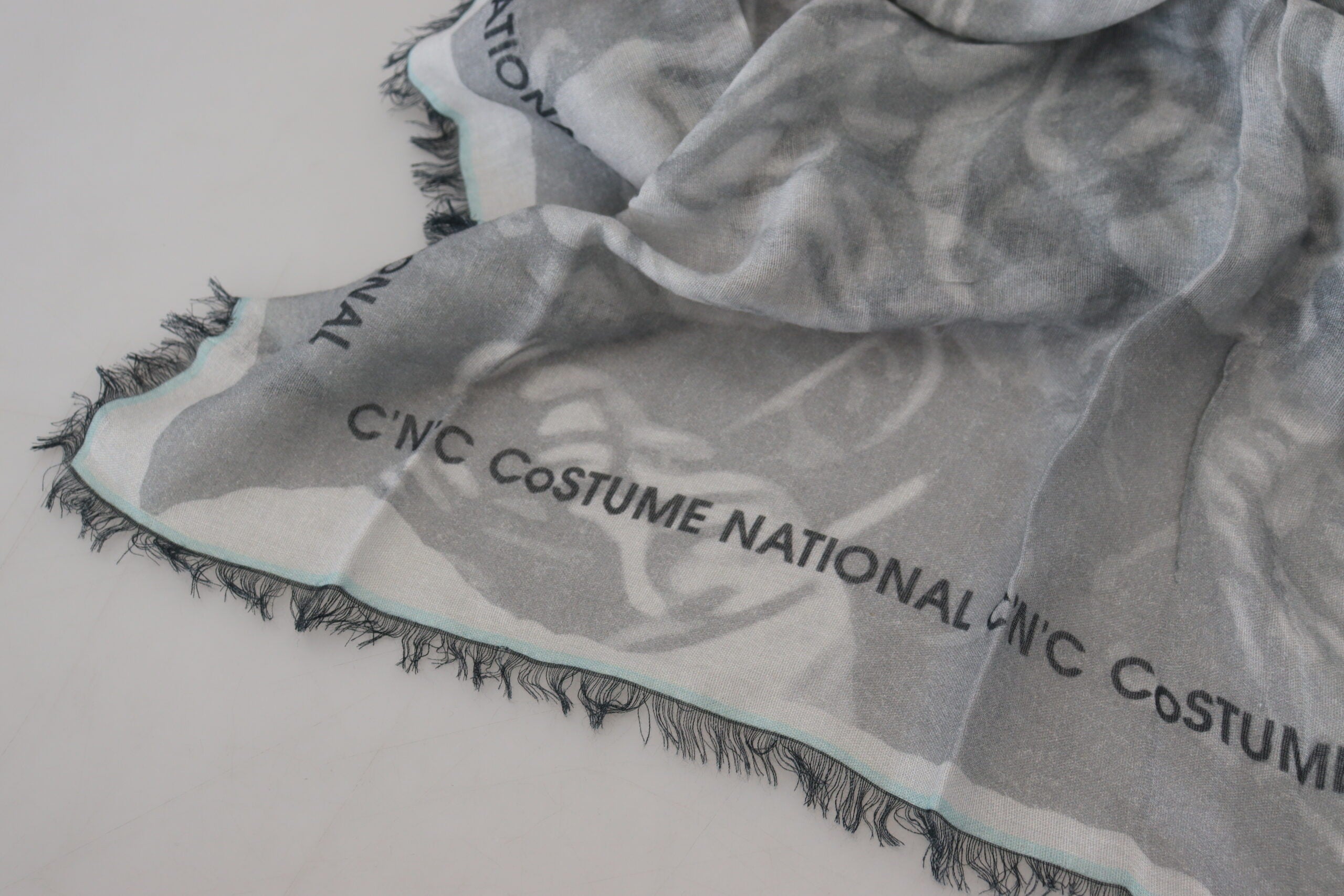 Costume National Chic Designer Grey Scarf with Fringes - ACCEXO