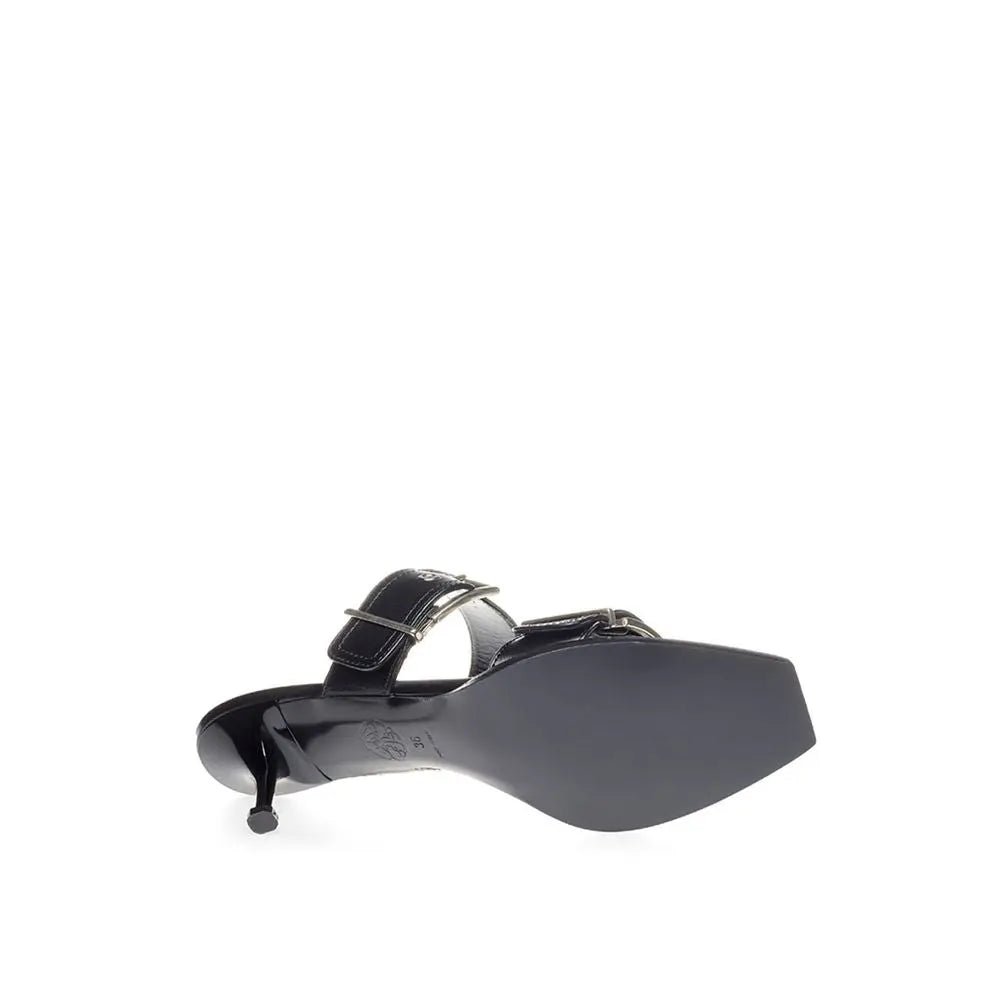 Alexander McQueen Elevate Your Steps in Timeless Black Leather Sandals - ACCEXO