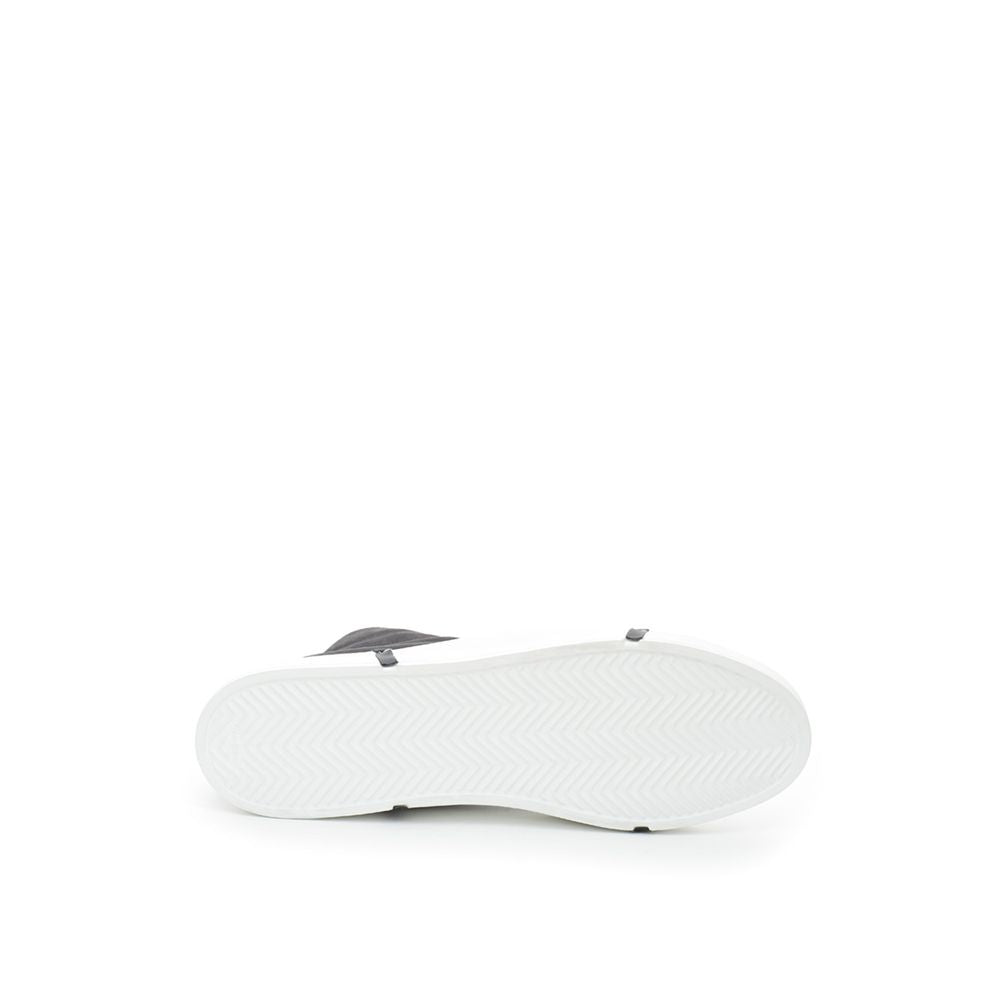 Roberto Cavalli Elegant Suede Sneakers in Chic Black - ACCEXO