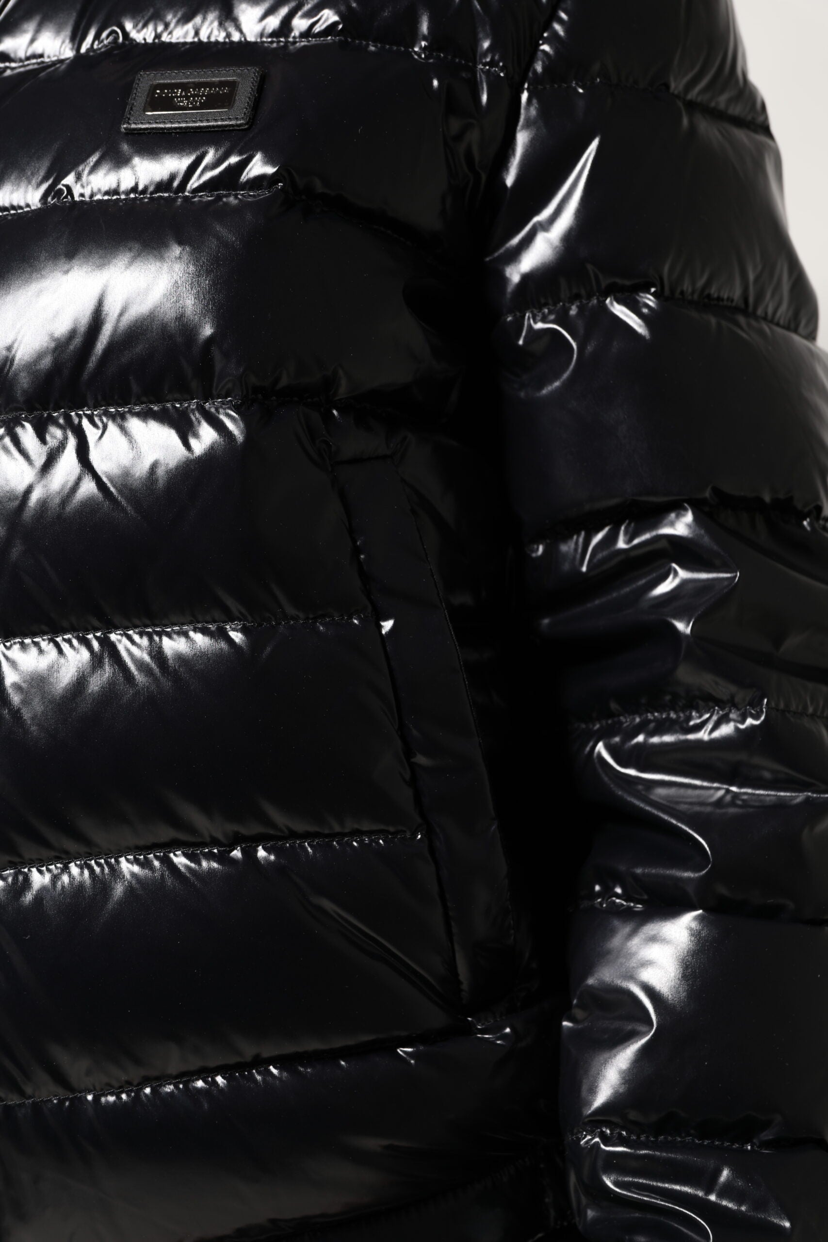 Dolce & Gabbana Black Logo Plaque Full Zip Puffer Jacket - ACCEXO