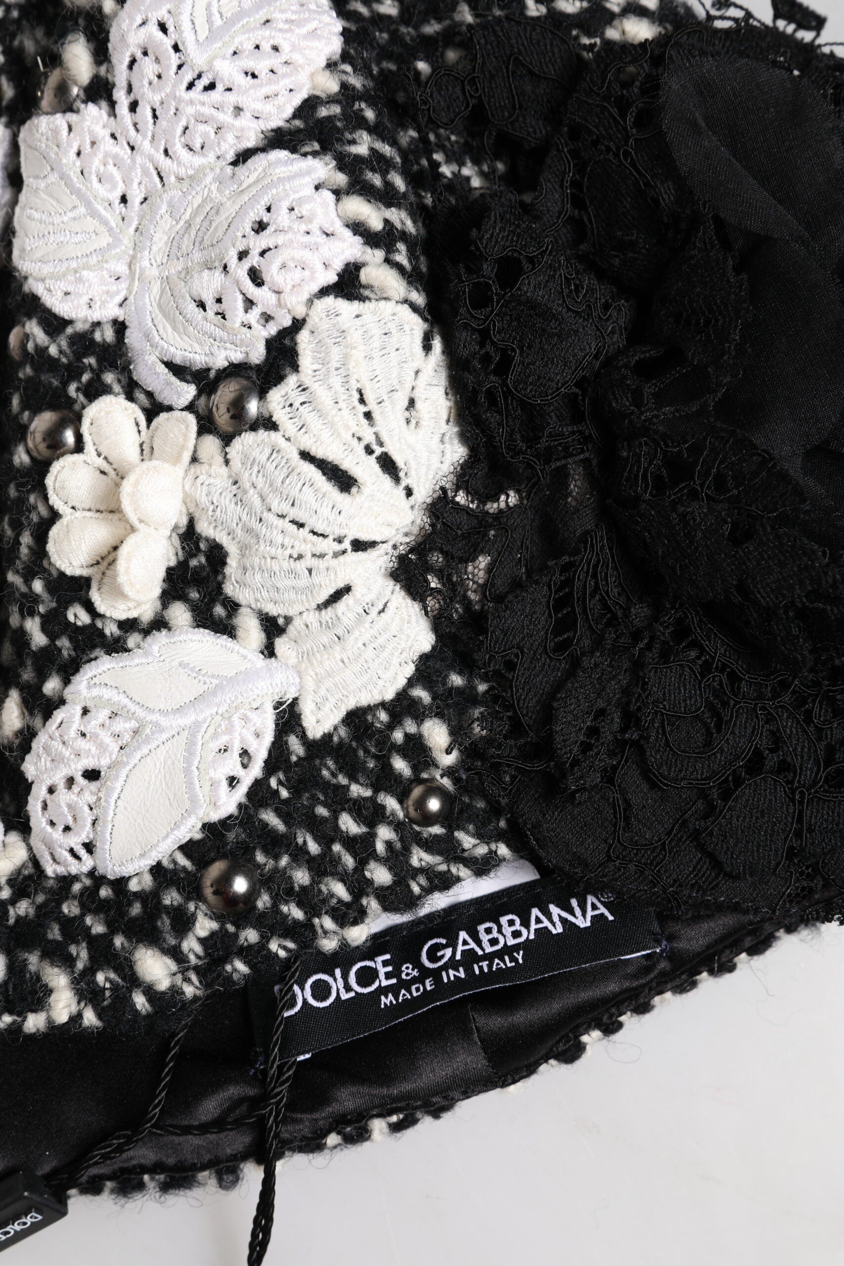 Dolce & Gabbana Black Wool White Floral Embellished Cloche Hat for Women