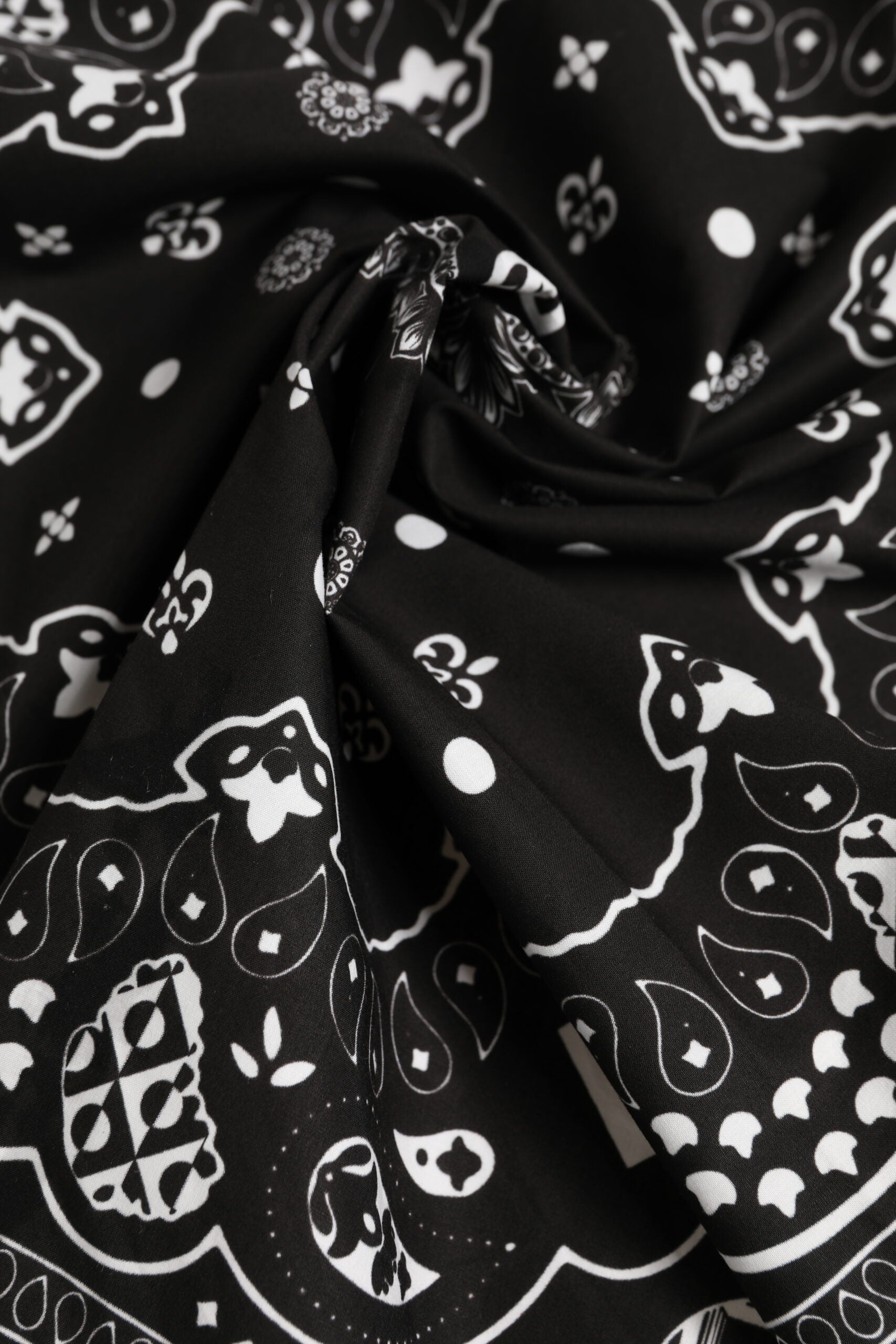 Dolce & Gabbana Black White Bandana Square Men Foulard Scarf - ACCEXO
