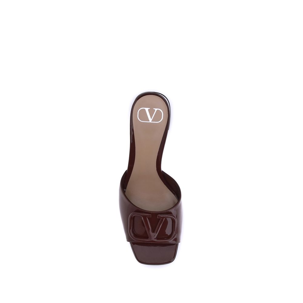 Valentino Garavani Vlogo slide Sandals - ACCEXO