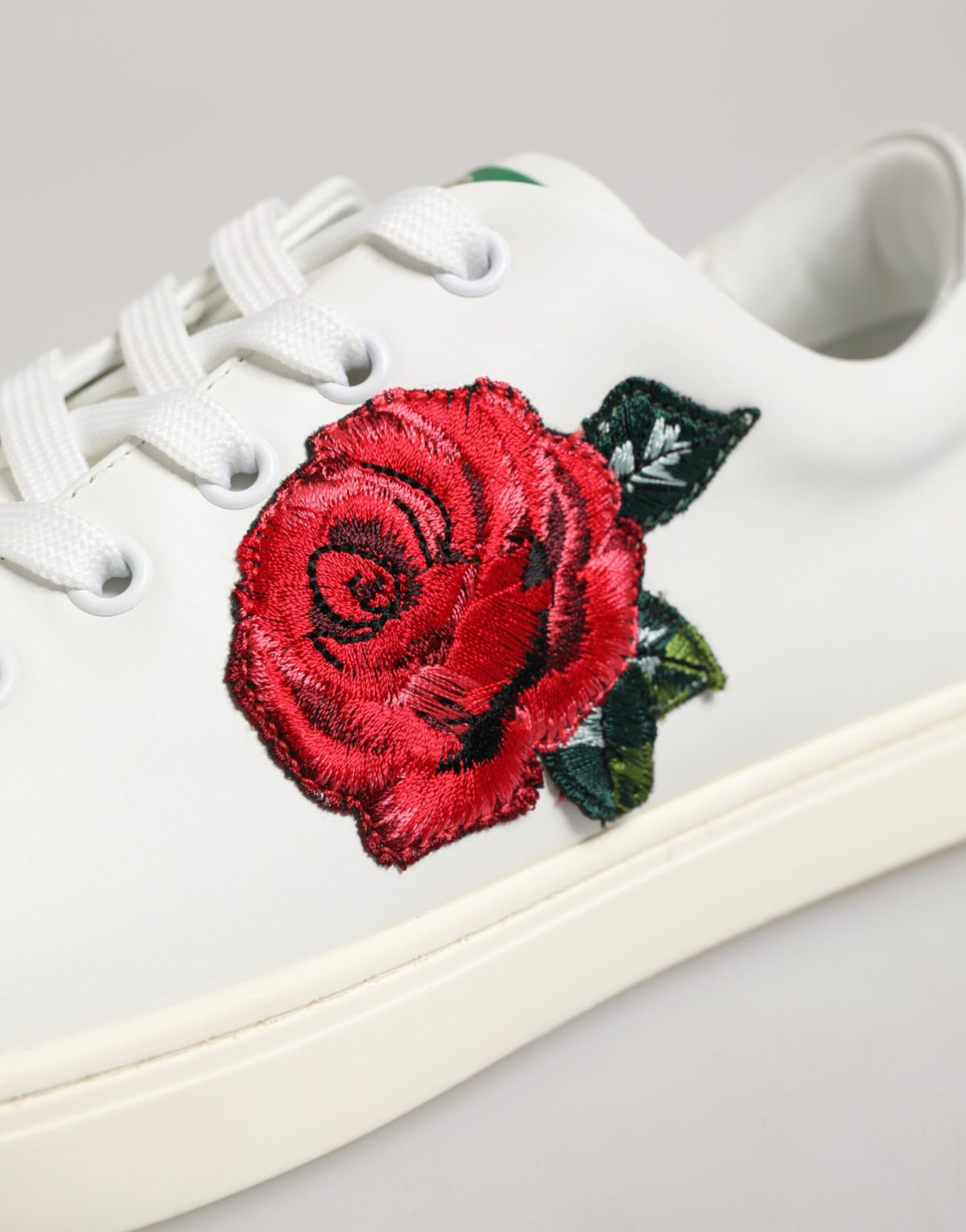 Dolce & Gabbana White Leather Rose Embroidery Low-Top Shoes for Women